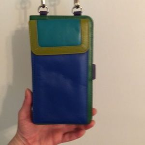 Leather wallet/purse. Perfect for travel.